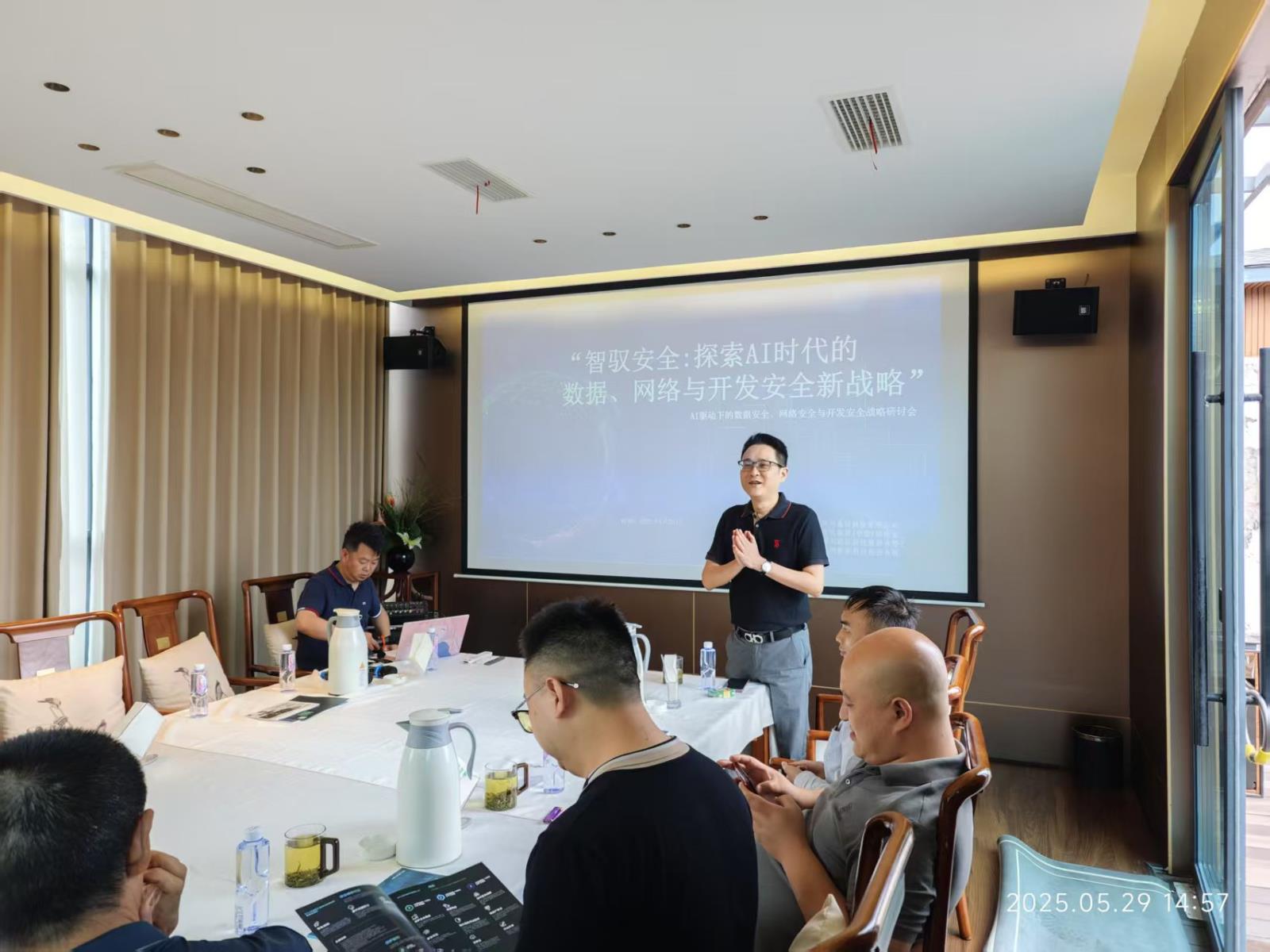 10eafffda07d6bc4caeb7076319d474.jpg 10eafffda07d6bc4caeb7076319d474.jpg